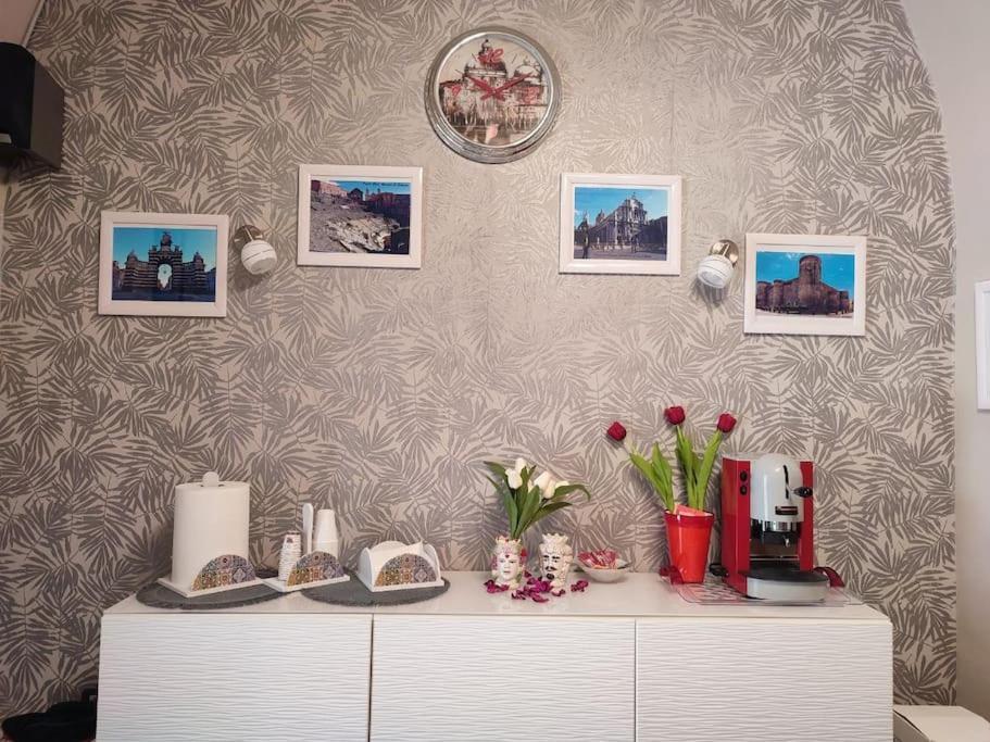 Appartamento Carminella คาตาเนีย ภายนอก รูปภาพ